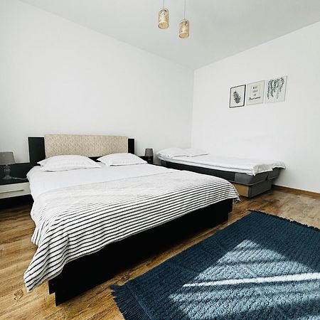 Das Home Rîşnov Ngoại thất bức ảnh
